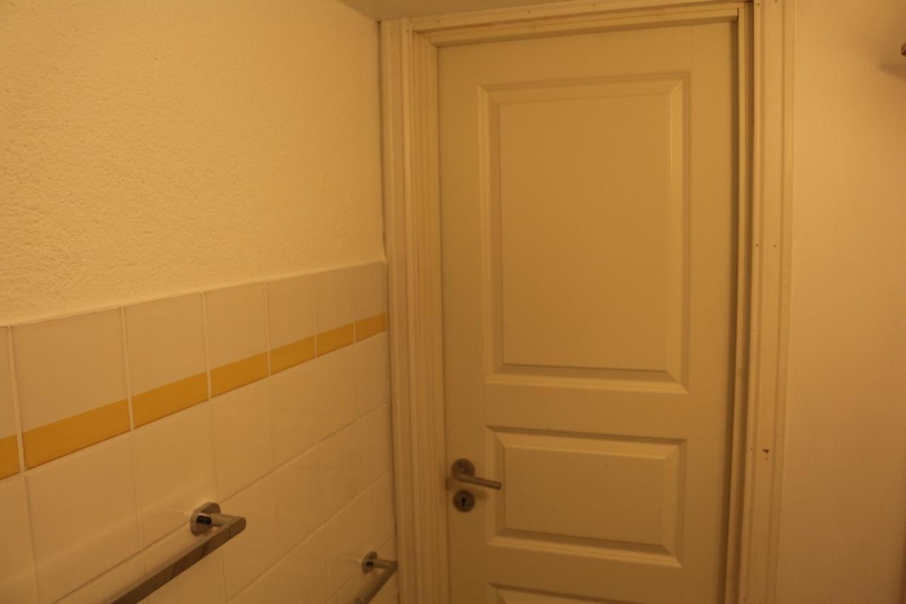 With1 Bedroom Separate Living With A Sofa Bed And A Tiny Kitchen A Bathroom Located In Nordstrand Near By The Sea For 3 Guests With A Garden And Grill 5 Extra Guests With Extra Cost In The With Sea View Just Outside The Apar Appartement *