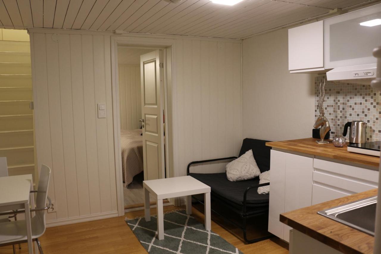 With1 Bedroom Separate Living With A Sofa Bed And A Tiny Kitchen A Bathroom Located In Nordstrand Near By The Sea For 3 Guests With A Garden And Grill 5 Extra Guests With Extra Cost In The With Sea View Just Outside The Apar * Oslo
