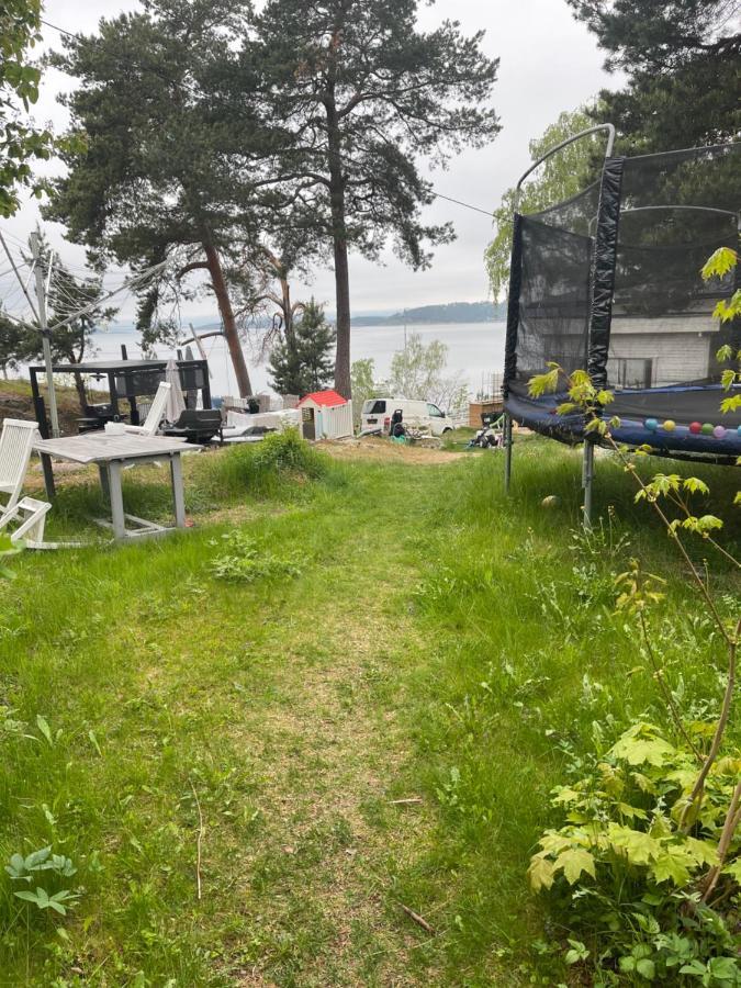 Appartement With1 Bedroom Separate Living With A Sofa Bed And A Tiny Kitchen A Bathroom Located In Nordstrand Near By The Sea For 3 Guests With A Garden And Grill 5 Extra Guests With Extra Cost In The With Sea View Just Outside The Apar